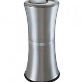 高檔創(chuàng)意立式小蠻腰不銹鋼垃圾桶