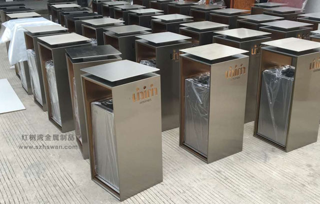 不銹鋼垃圾桶和鋼制垃圾桶有什么區(qū)別？