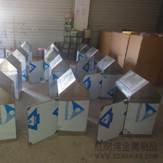 房式不銹鋼垃圾箱圖片003