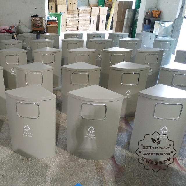 不銹鋼垃圾箱圖片006