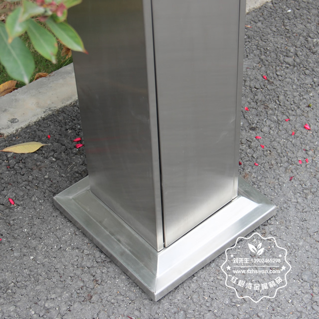 地鐵站出口方形不銹鋼煙灰柱圖片007