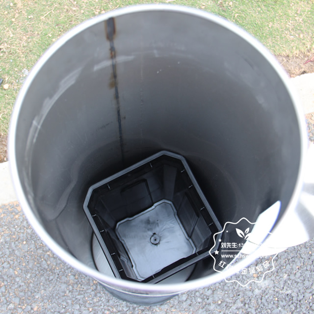 圓柱形不銹鋼煙灰垃圾桶圖片007