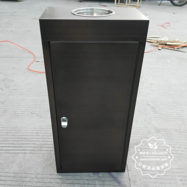 室內(nèi)商場二分類不銹鋼垃圾箱圖片04