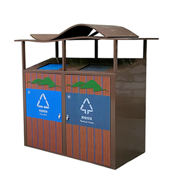 深圳梧桐山景區(qū)轉(zhuǎn)木紋不銹鋼分類垃圾桶